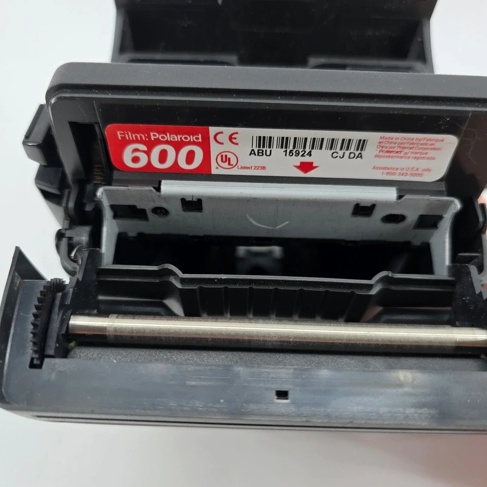 Polaroid OneStep 600 Instant Film Camera Vintage Close-Up Flash Black